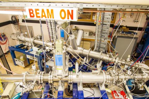 Target area of the High Energy Implanter:  Temperature controlled sample stages allow sample temperature from 77K to 700K during implantation ©AFAiiR / T. Ratcliff
